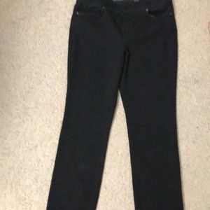 Gloria Vanderbilt Avery pull on jean in black